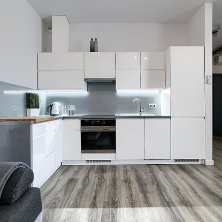 Gris Apartment Познань Экстерьер фото